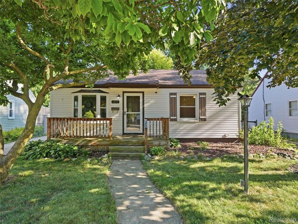 1815 Barrett Avenue , Royal Oak, Mi 48067