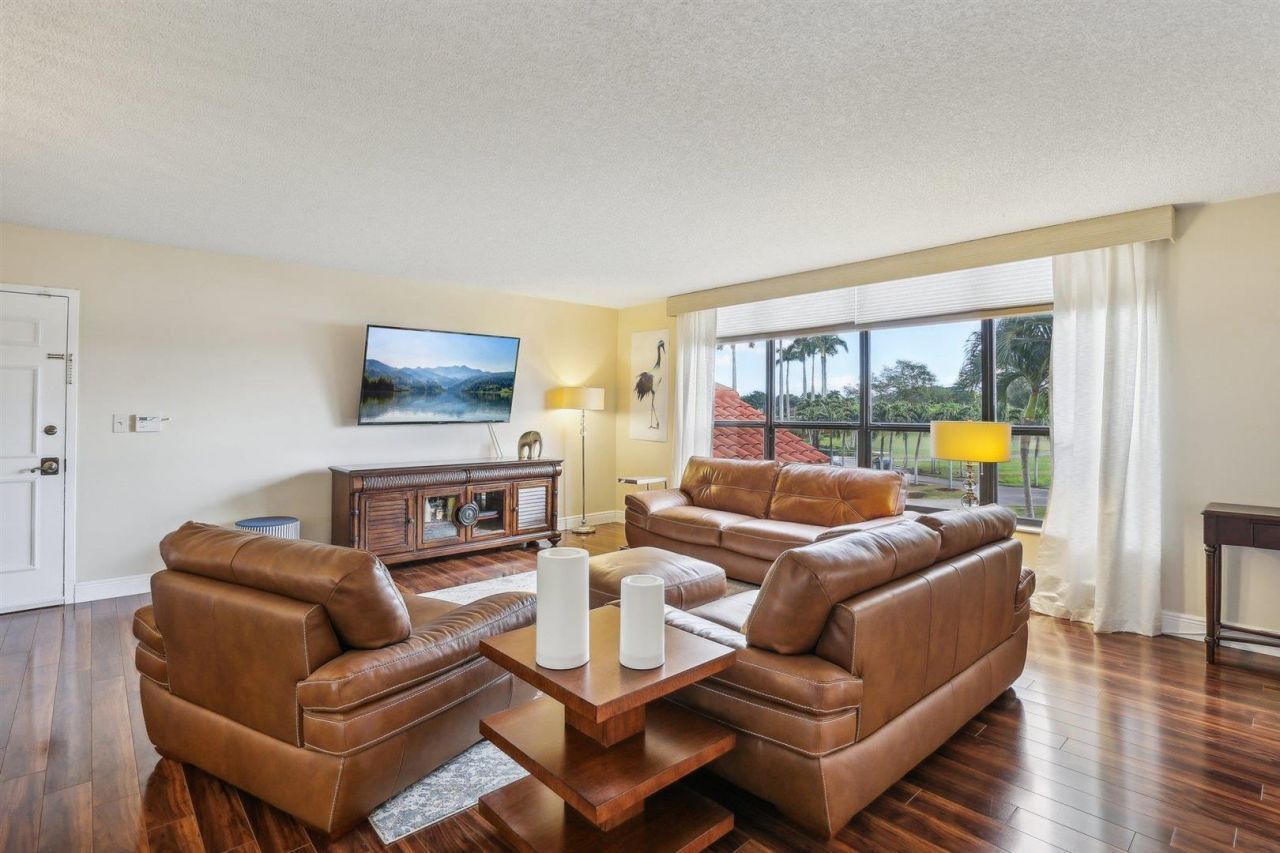 7153 Promenade Drive, Unit 202, Boca Raton, FL 33433 Photo