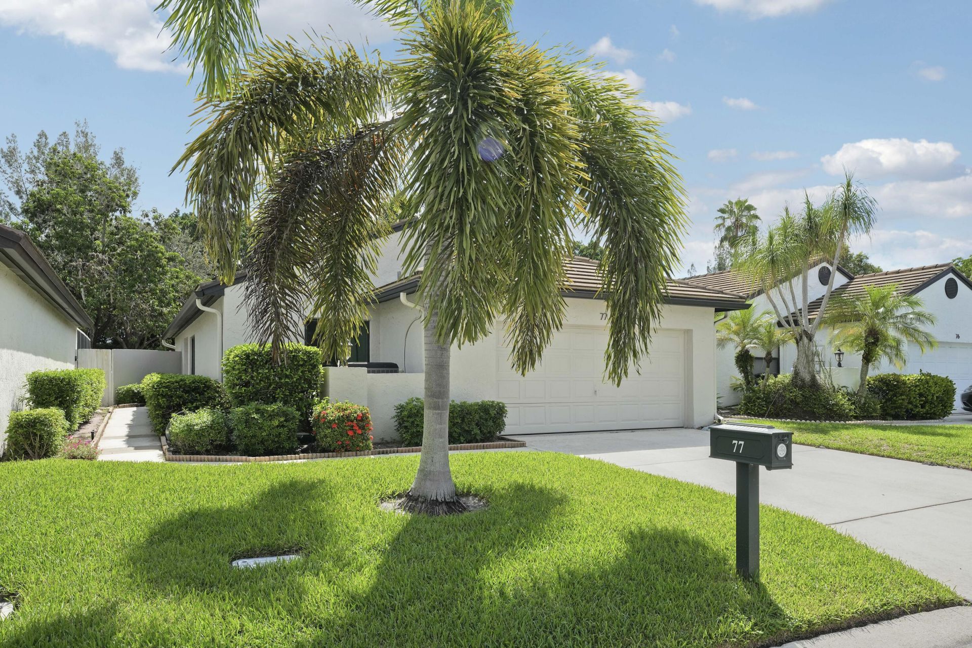 77 Ironwood Way N, Palm Beach Gardens, FL 33418 Photo