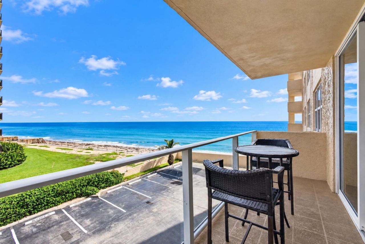 5440 N Ocean Drive, Unit 304, Singer Island, FL 33404 Photo