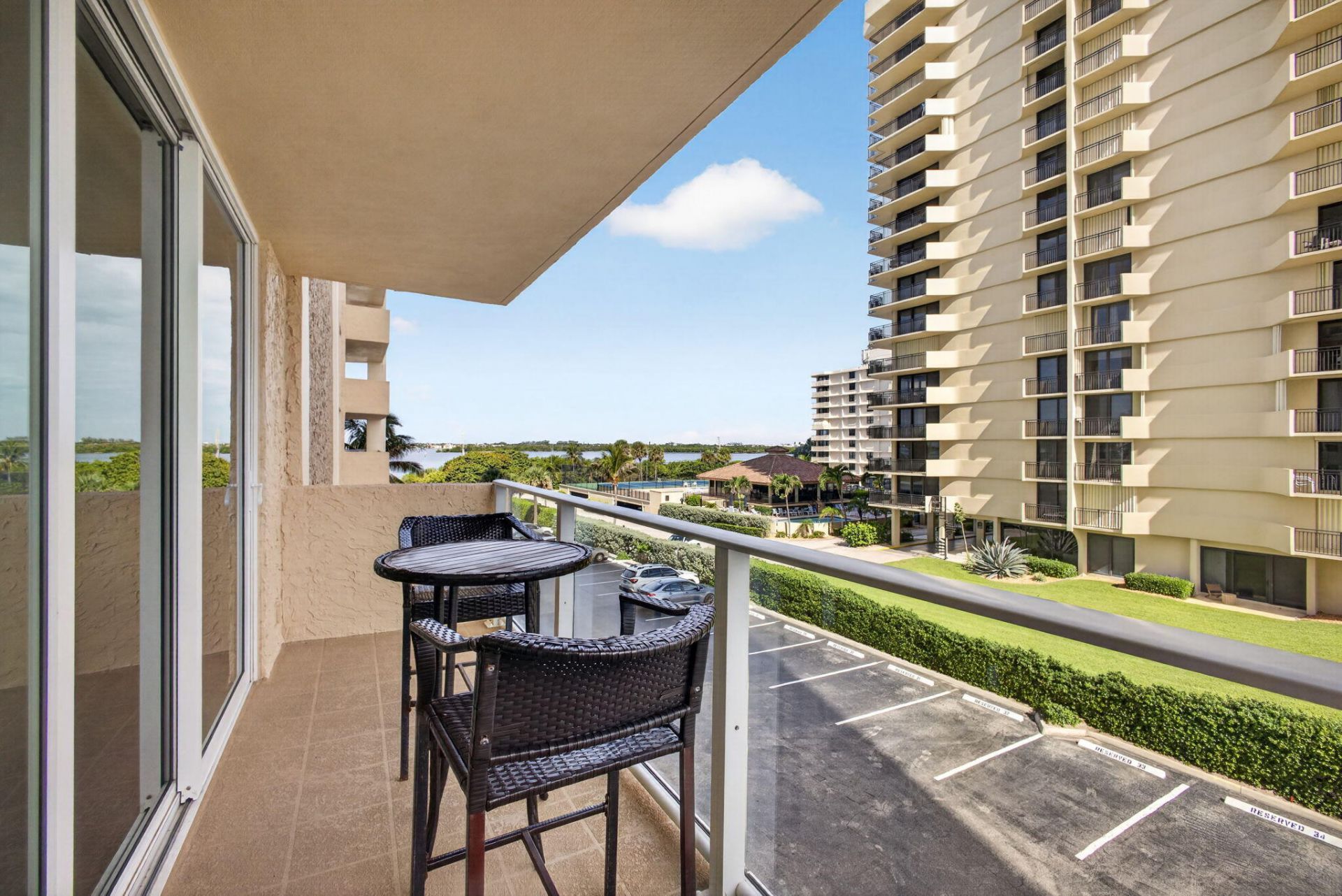 5440 N Ocean Drive, Unit 304, Singer Island, FL 33404 Photo