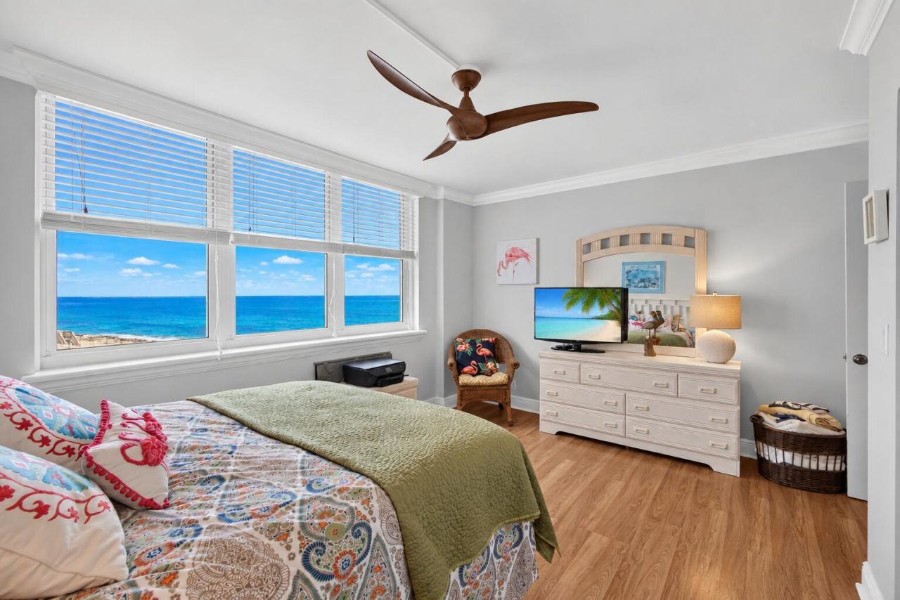 5440 N Ocean Drive, Unit 304, Singer Island, FL 33404 Photo