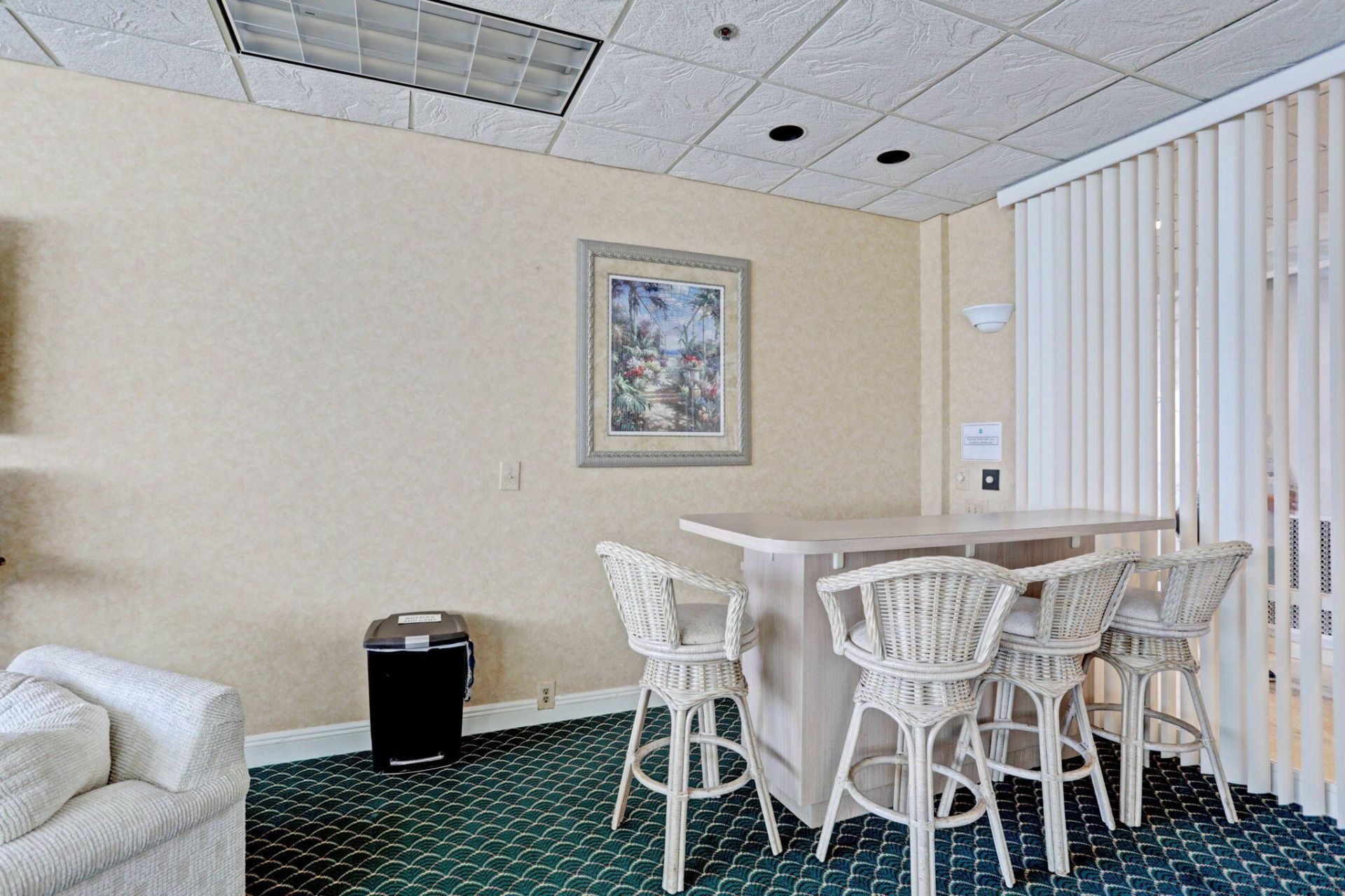 5440 N Ocean Drive, Unit 304, Singer Island, FL 33404 Photo