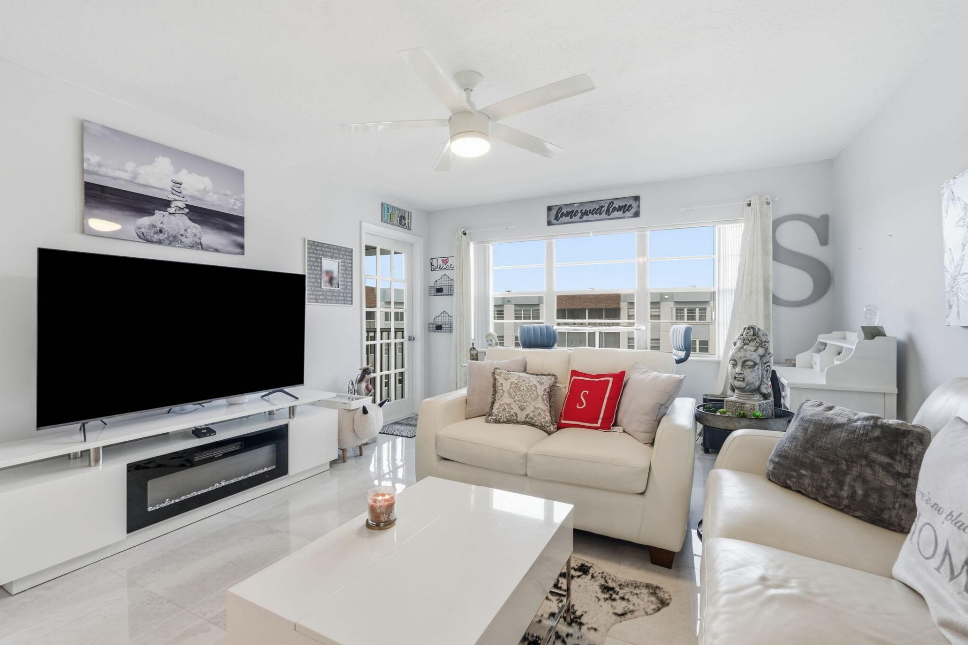 1516 S Lakeside Drive, Unit 408, Lake Worth Beach, FL 33460 Photo
