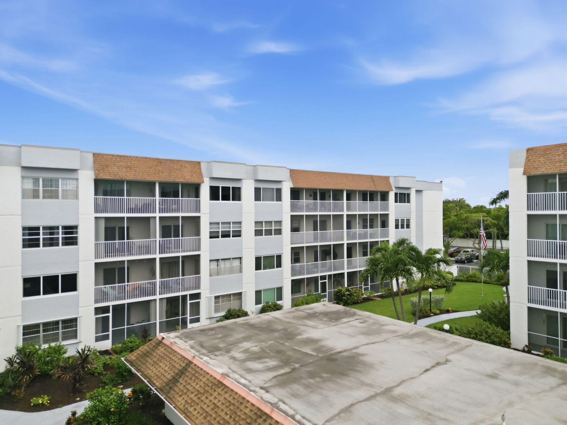 1516 S Lakeside Drive, Unit 408, Lake Worth Beach, FL 33460 Photo