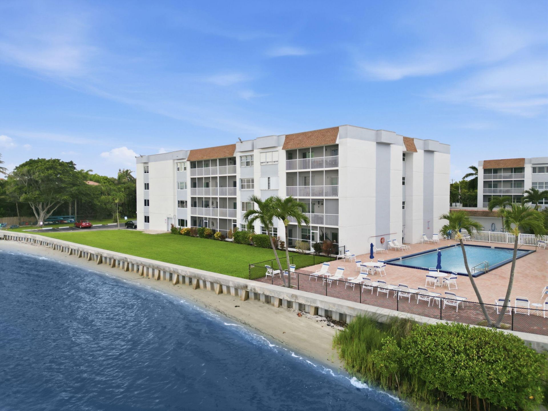 1516 S Lakeside Drive, Unit 408, Lake Worth Beach, FL 33460 Photo