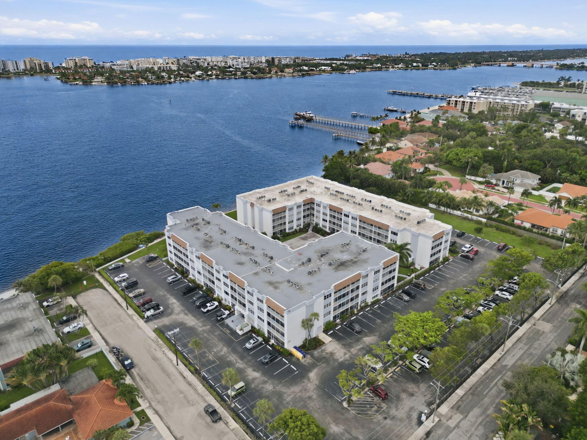 1516 S Lakeside Drive, Unit 408, Lake Worth Beach, FL 33460 Photo