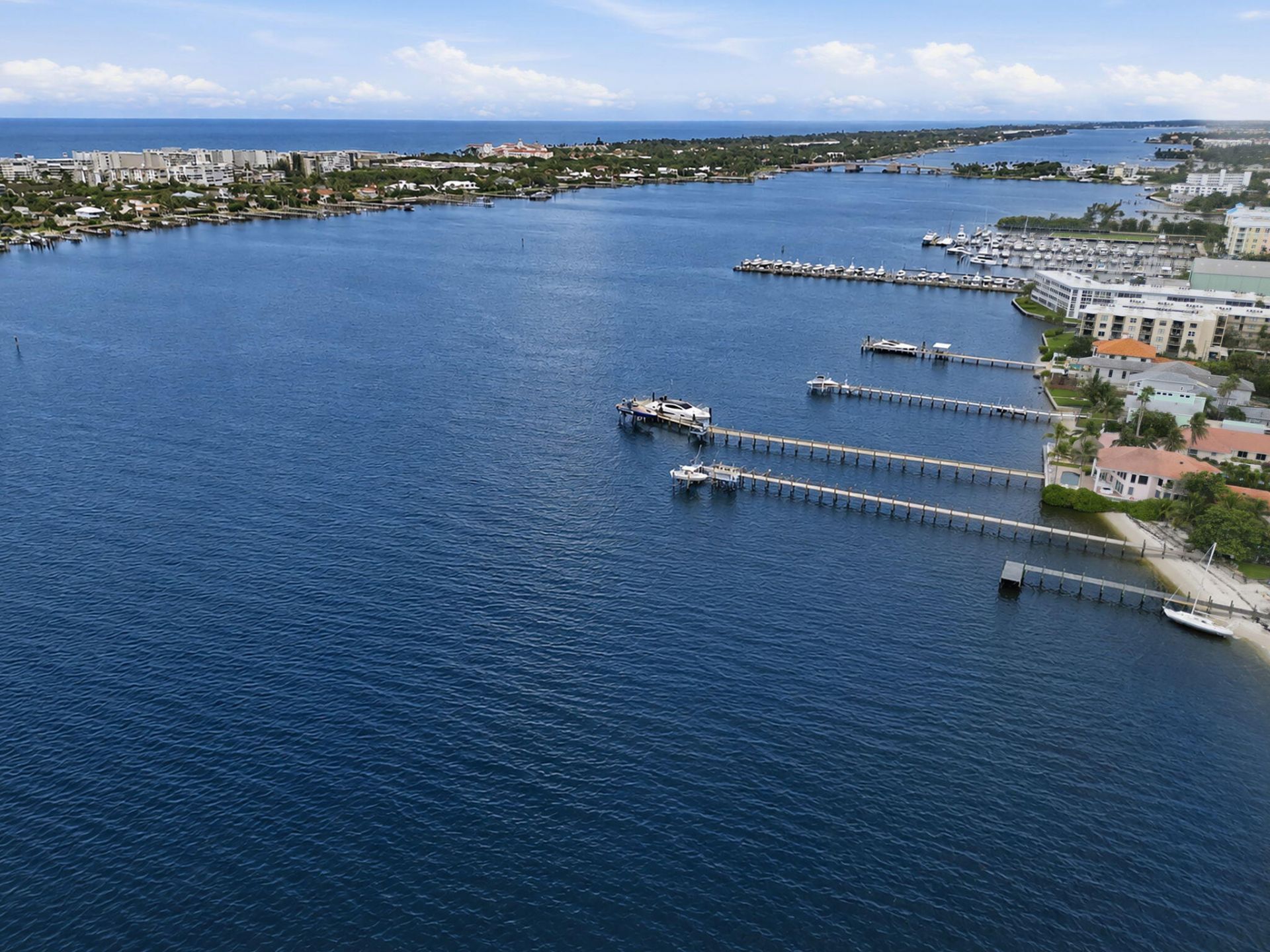 1516 S Lakeside Drive, Unit 408, Lake Worth Beach, FL 33460 Photo