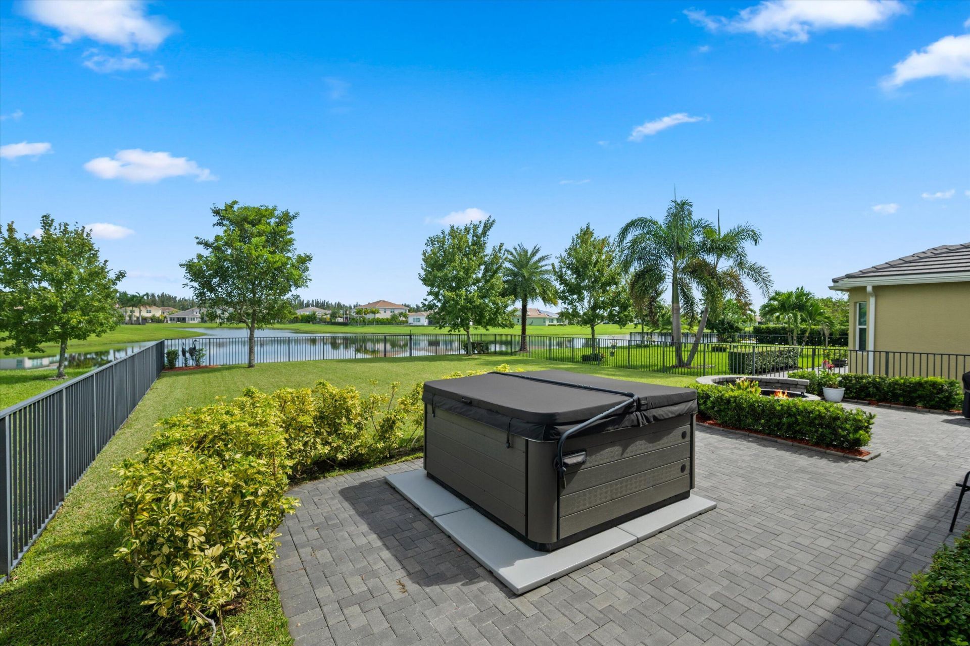 15055 Goldfinch Circle, Westlake, FL 33470 Photo
