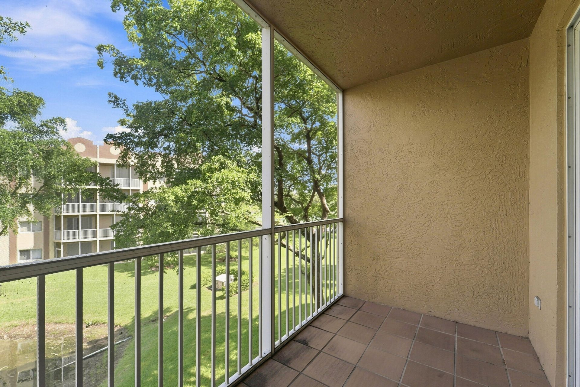 7623 Southampton Terrace, Unit 312, Tamarac, FL 33321 Photo