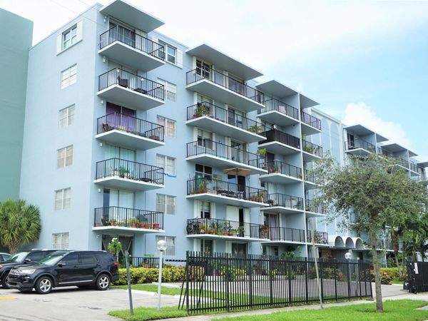 12500 NE 15TH Avenue, Unit 614, North Miami, FL 33161