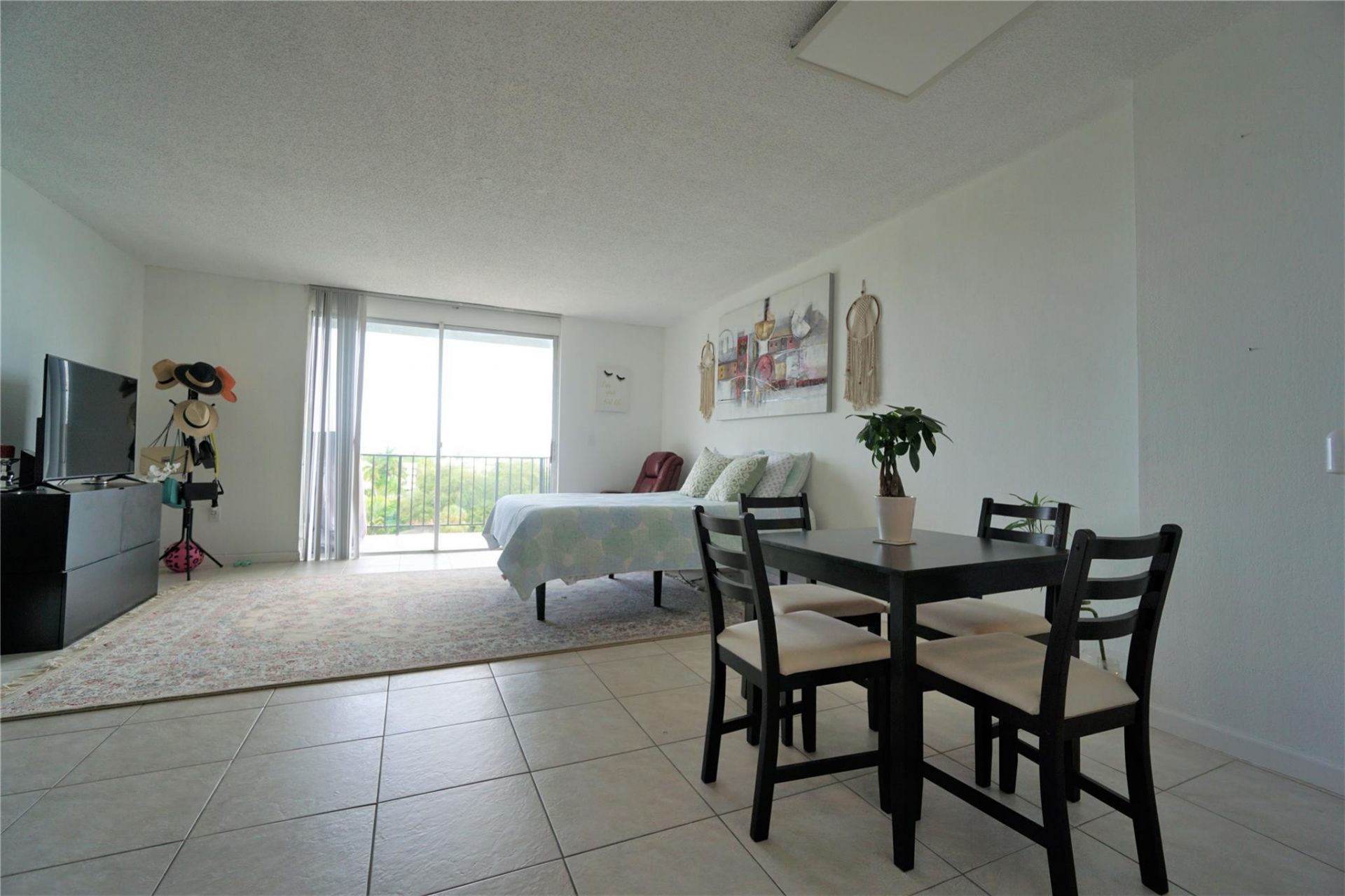 12500 NE 15th Avenue, Unit 614, North Miami, FL 33161 Photo