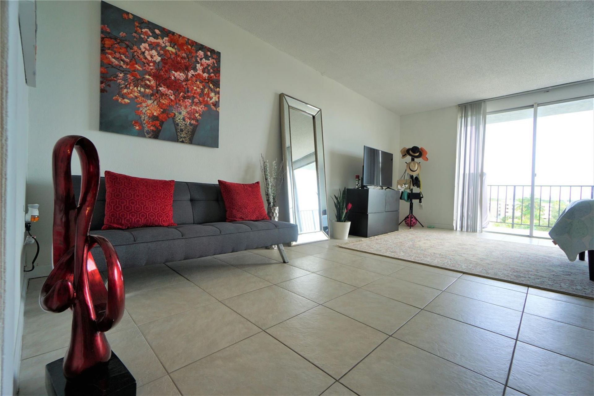 12500 NE 15th Avenue, Unit 614, North Miami, FL 33161 Photo