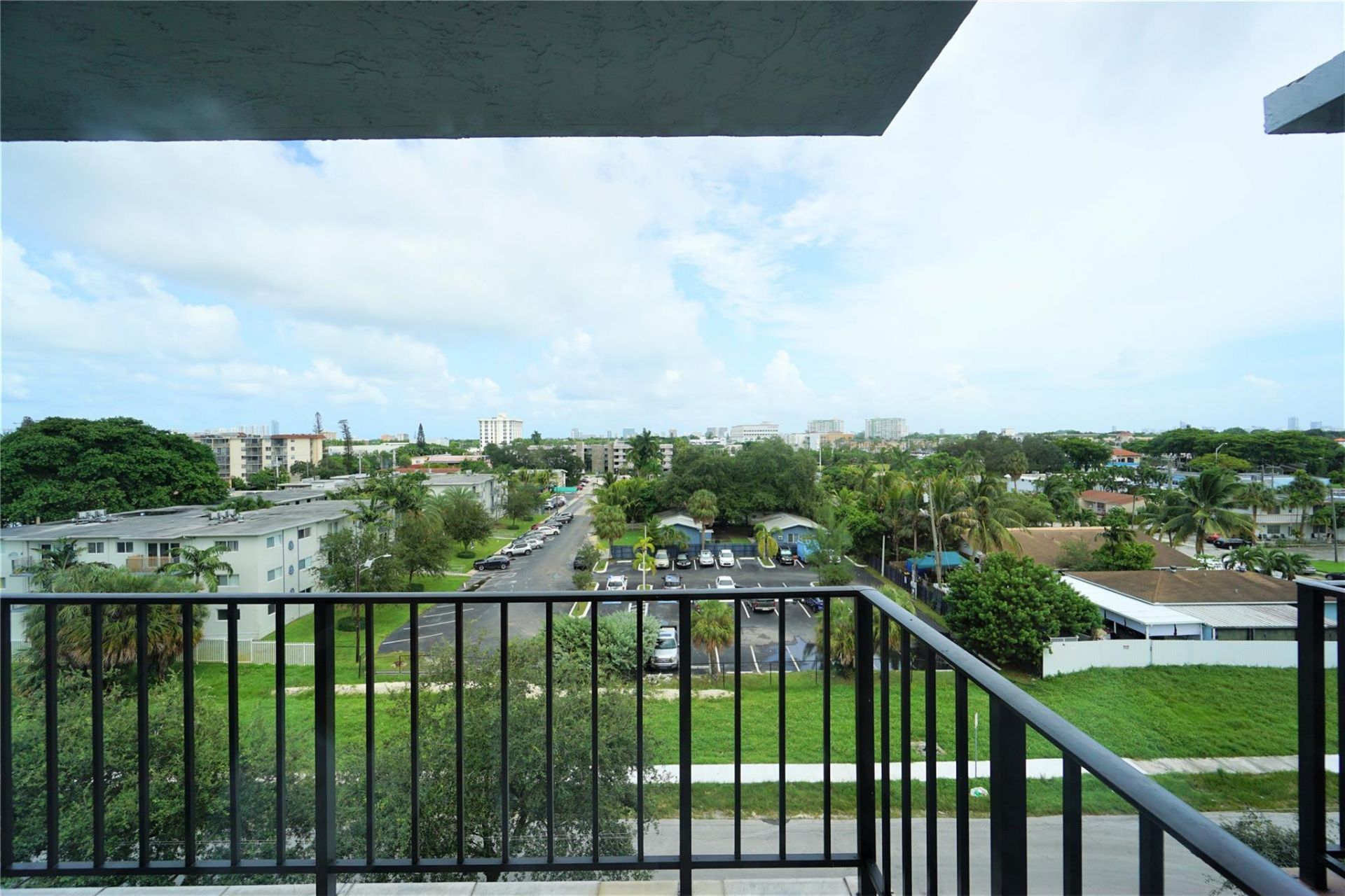 12500 NE 15th Avenue, Unit 614, North Miami, FL 33161 Photo