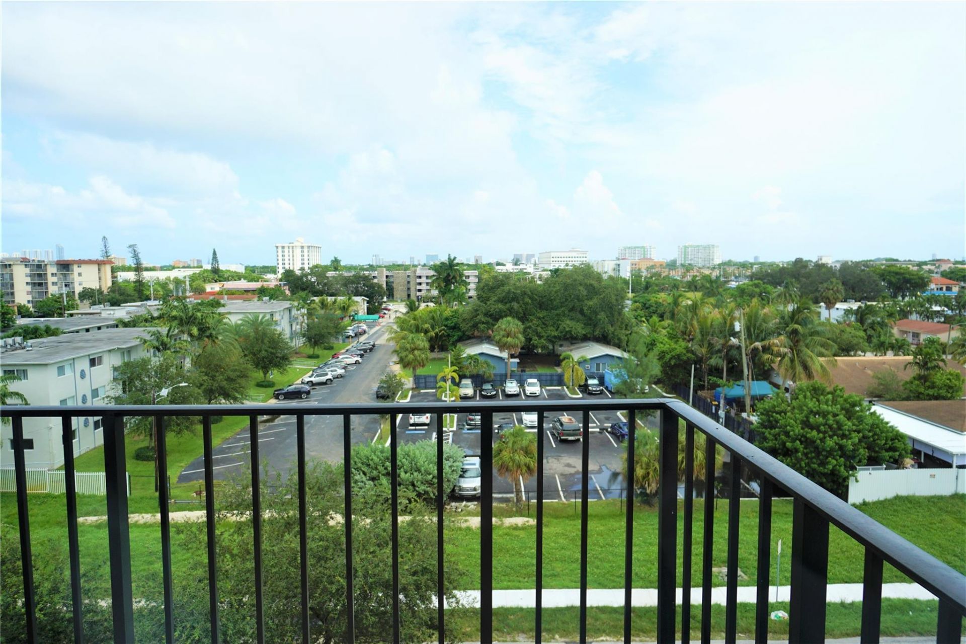 12500 NE 15th Avenue, Unit 614, North Miami, FL 33161 Photo