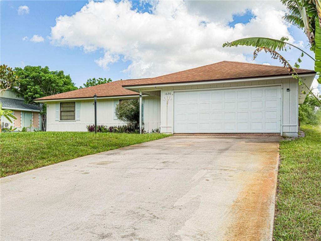 1636 20th Place Sw, Vero Beach, FL 32962 Photo