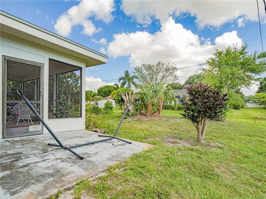1636 20th Place Sw, Vero Beach, FL 32962 Photo
