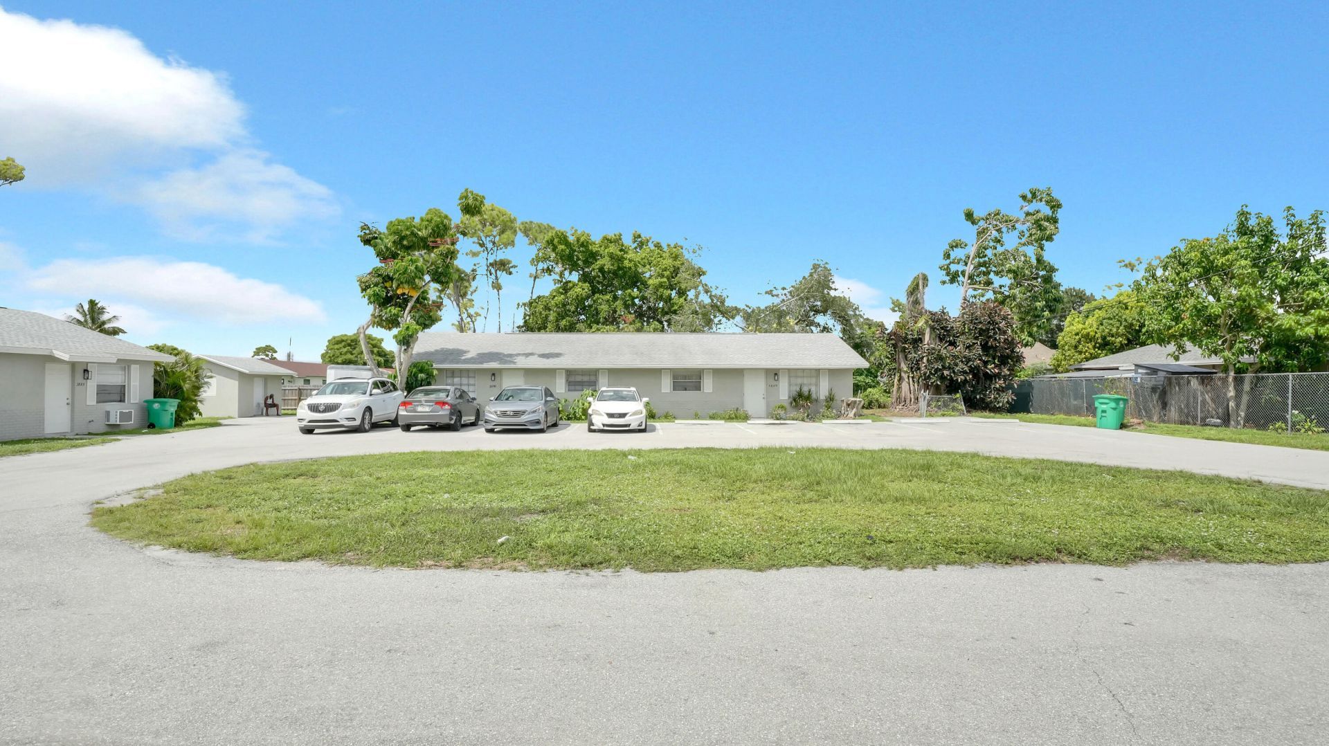 3883 Park Lane, Palm Springs, FL 00000 Photo