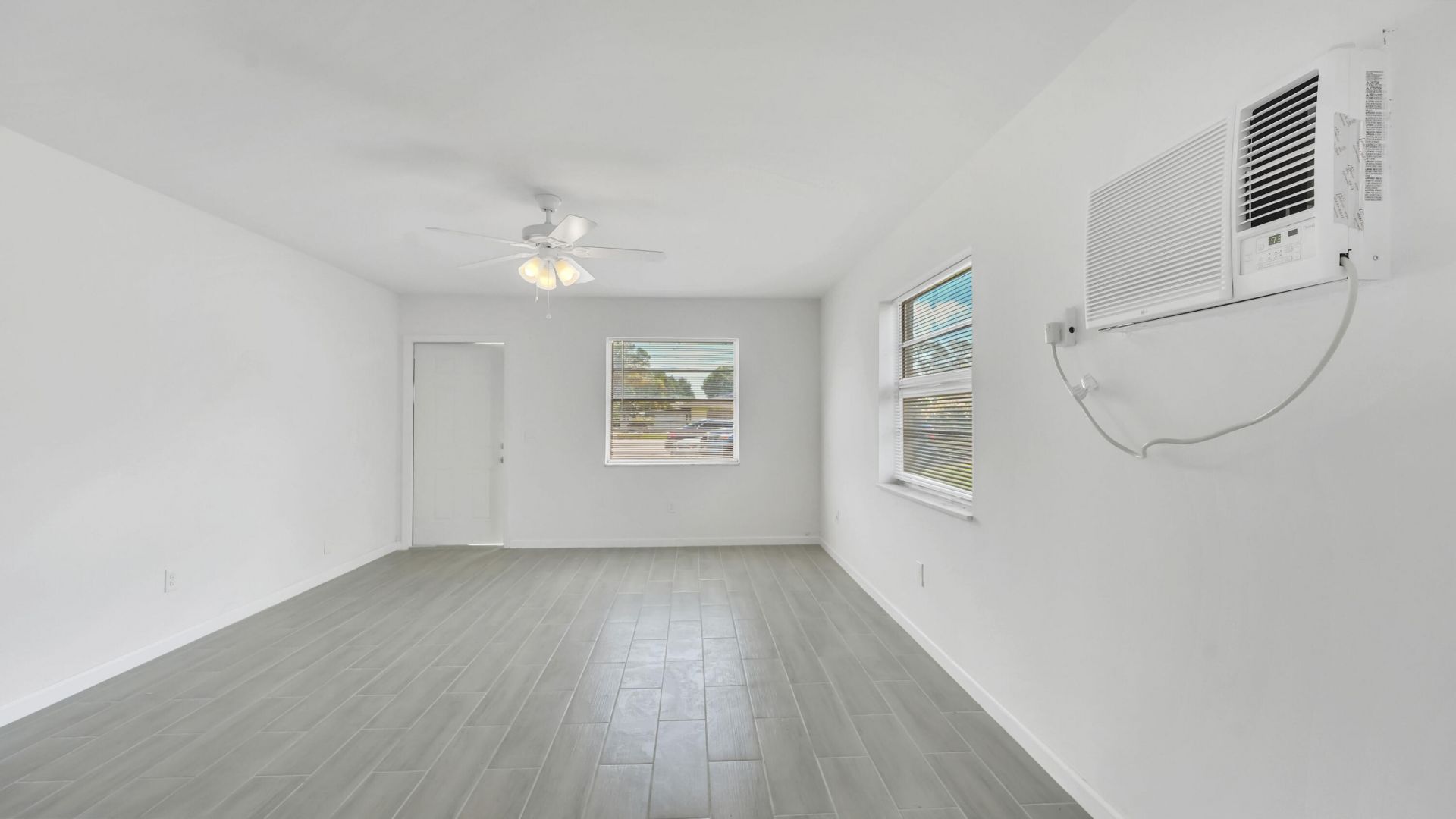3883 Park Lane, Palm Springs, FL 00000 Photo