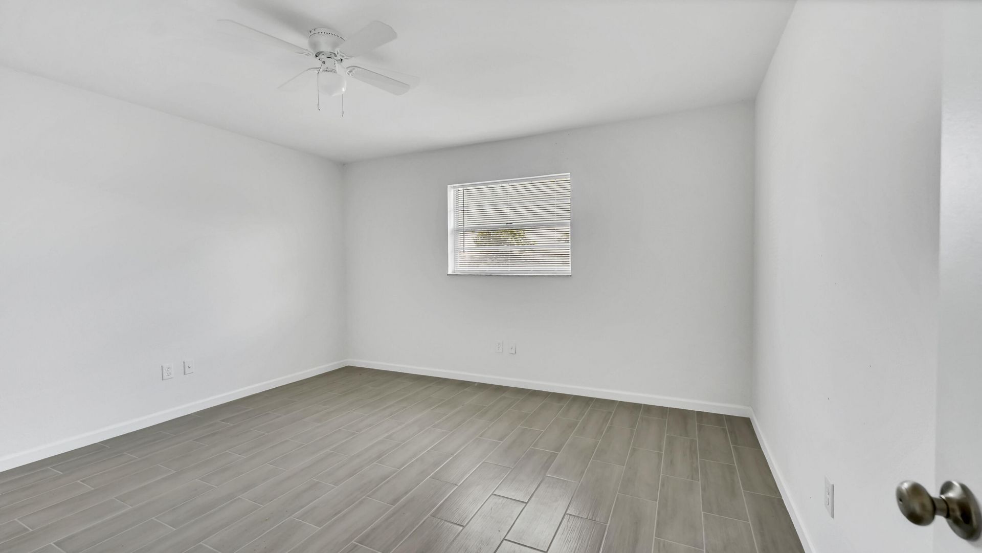 3883 Park Lane, Palm Springs, FL 00000 Photo