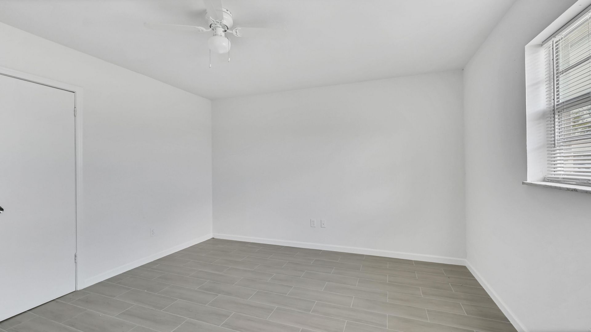 3883 Park Lane, Palm Springs, FL 00000 Photo