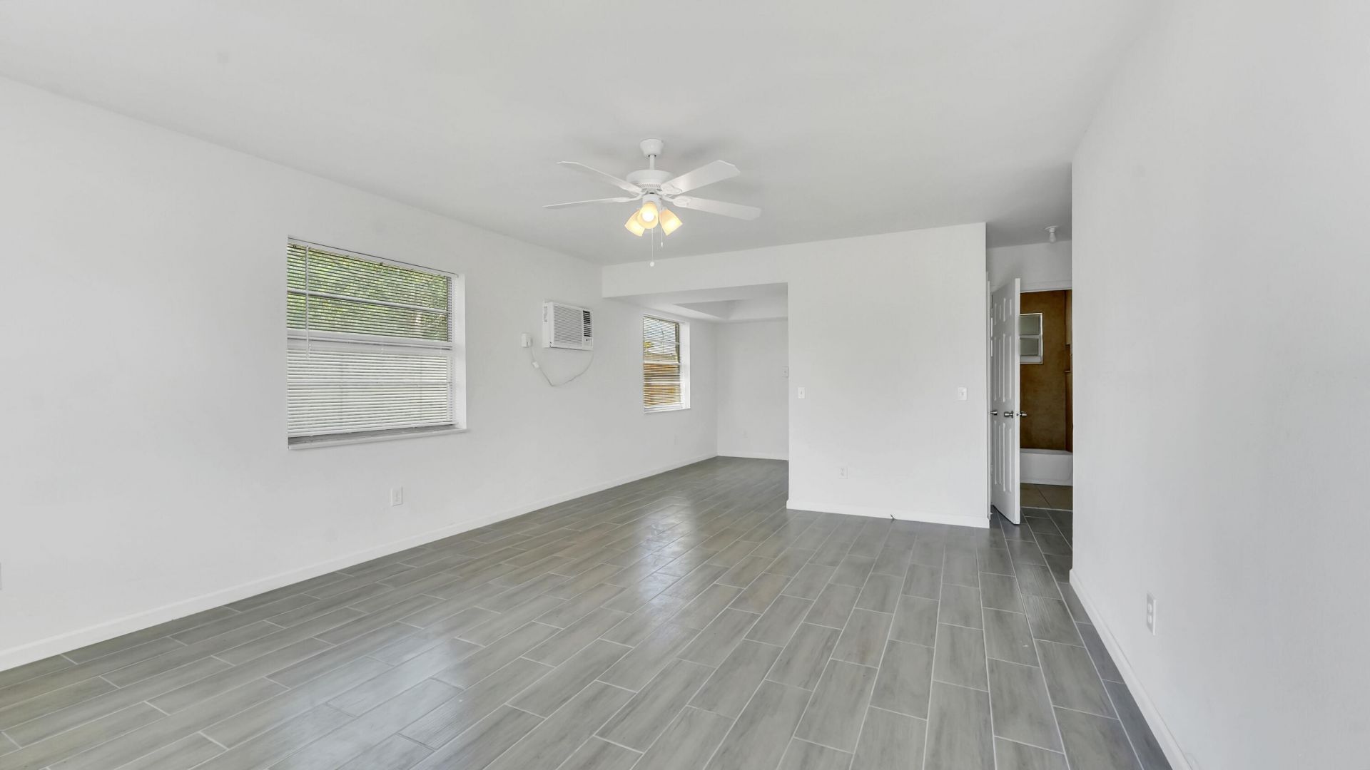 3883 Park Lane, Palm Springs, FL 00000 Photo