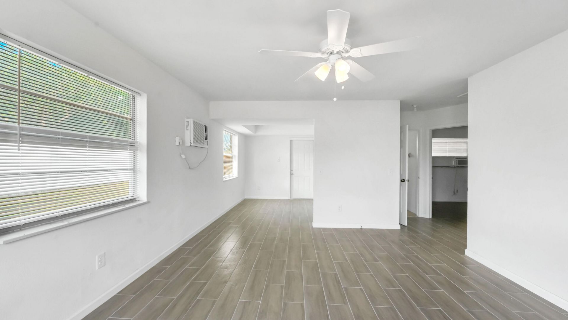 3883 Park Lane, Palm Springs, FL 00000 Photo