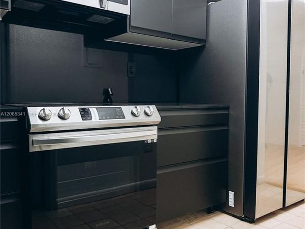 1425 Arthur St, Unit 204A, Hollywood, FL 33020