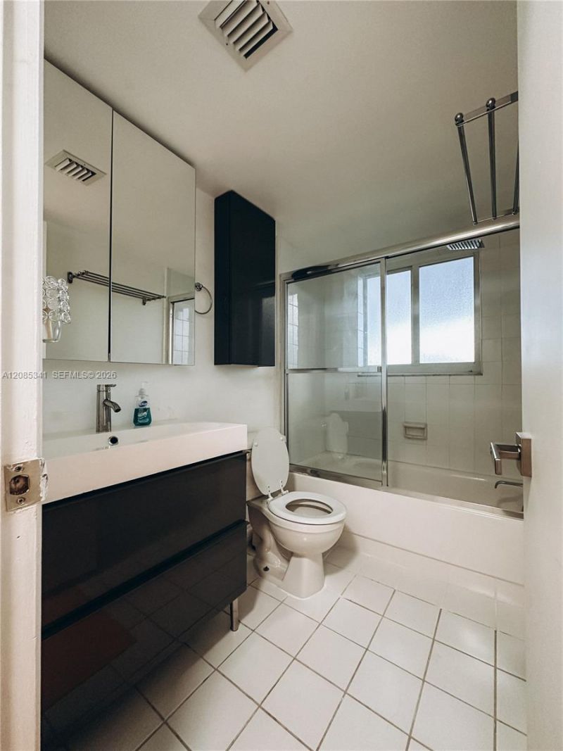 1425 Arthur St, Unit 204A, Hollywood, FL 33020 Photo