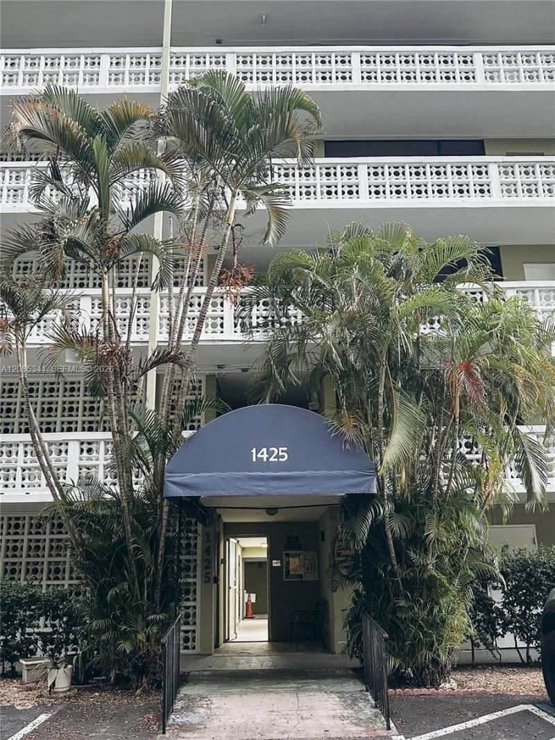 1425 Arthur St, Unit 204A, Hollywood, FL 33020 Photo