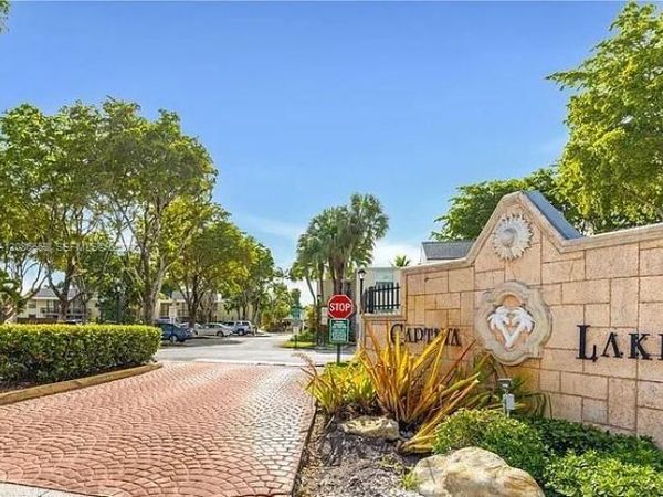 8301 SW 142nd Ave , Unit B205, Miami, FL 33183