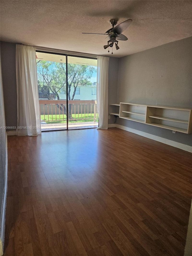 8301 SW 142nd Ave, Unit B205, Miami, FL 33183 Photo