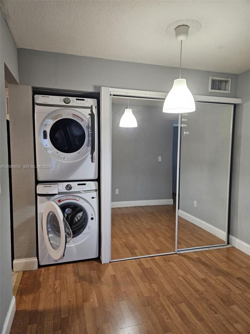 8301 SW 142nd Ave, Unit B205, Miami, FL 33183 Photo