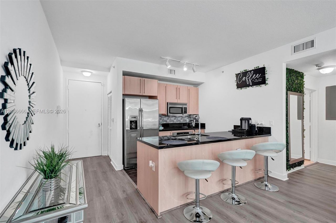 79 SW 12th St, Unit 3608-S, Miami, FL 33130 Photo