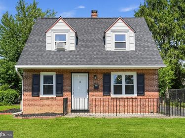 2739 SPRINGHILL ROAD, SECANE, PA 19018