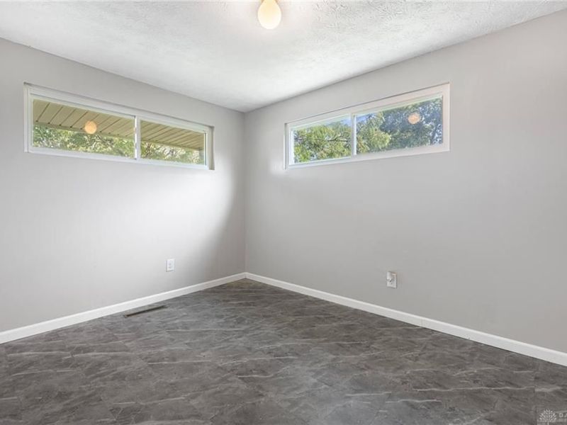 5232 Fishburg Road, Huber Heights, OH 45424 Photo 15