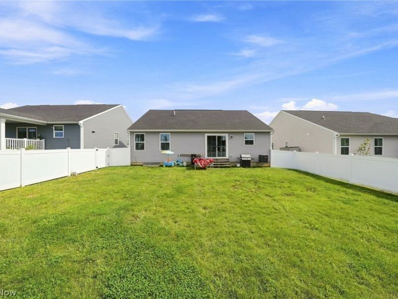 1018 Sunrise Way, Akron, OH 44312 Photo 25