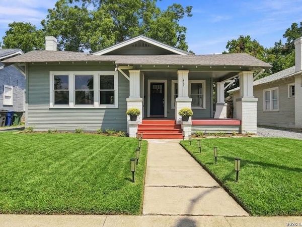 427 E FRENCH PL, San Antonio, TX 78212
