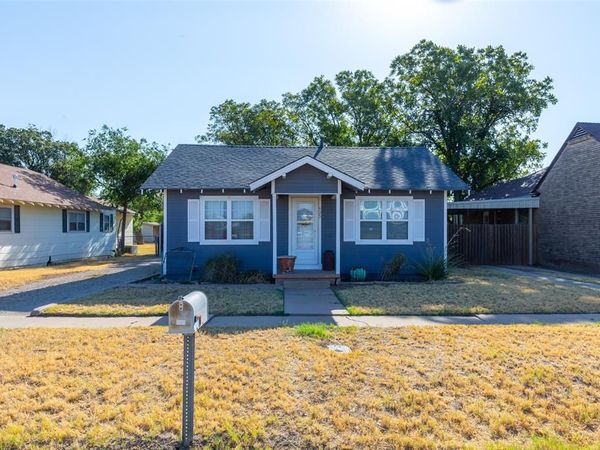 525 S Vassar Street, Stamford, TX 79553