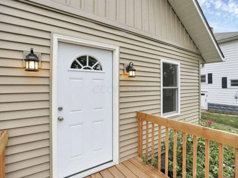 341 Buckingham Street, Newark, OH 43055 Photo 4