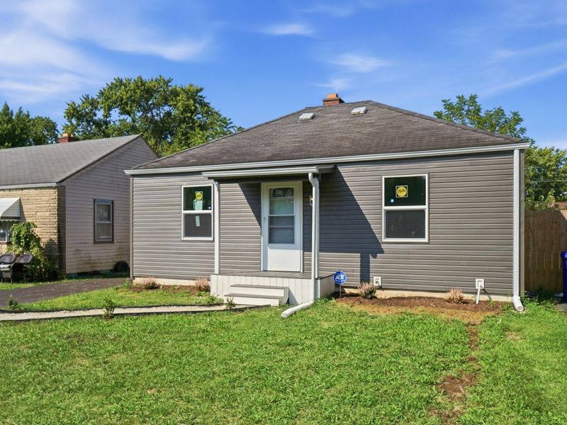 2297 Howey Road, Columbus, OH 43211 Photo 2