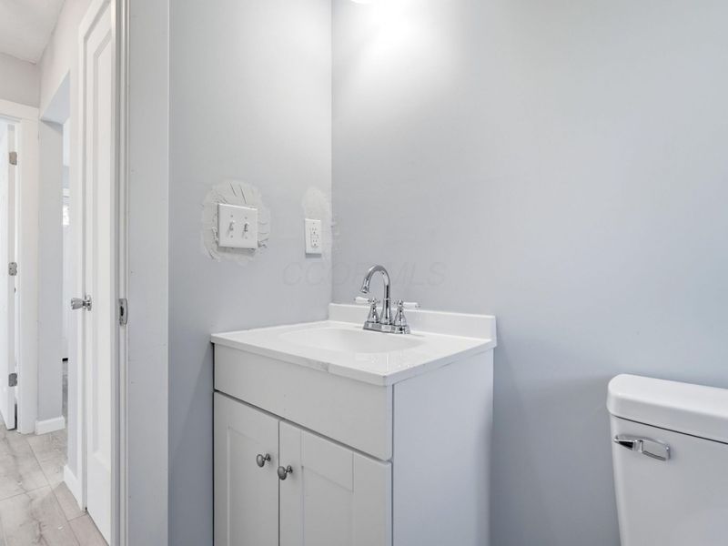 2297 Howey Road, Columbus, OH 43211 Photo 22