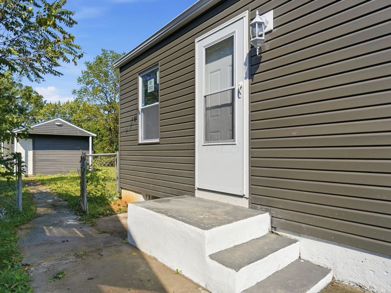 2297 Howey Road, Columbus, OH 43211 Photo 31