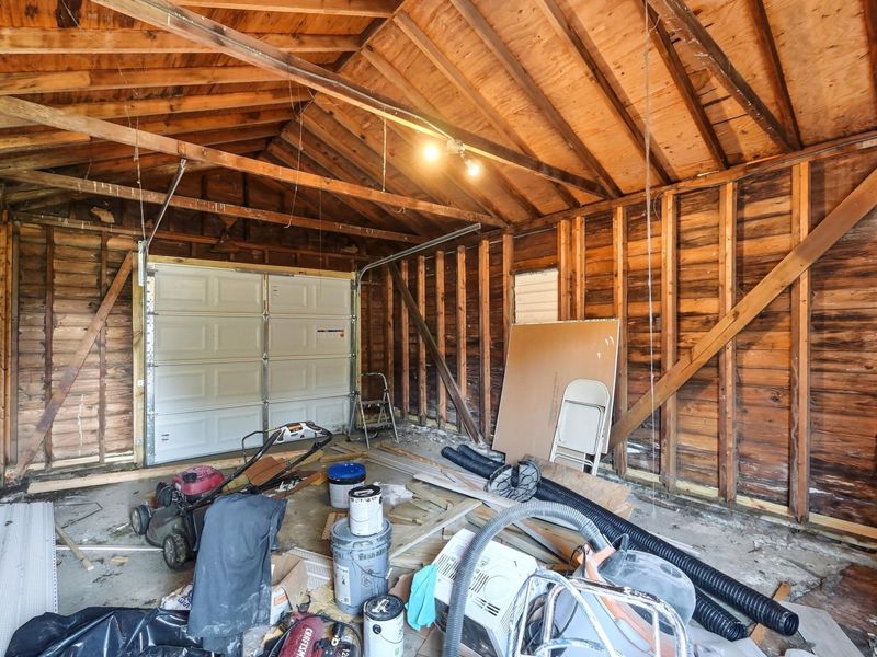 2297 Howey Road, Columbus, OH 43211 Photo 38
