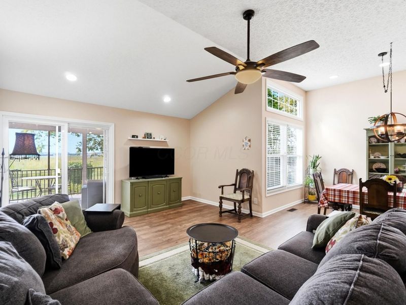 5952 Ginseng Court, Galloway, OH 43119 Photo 2