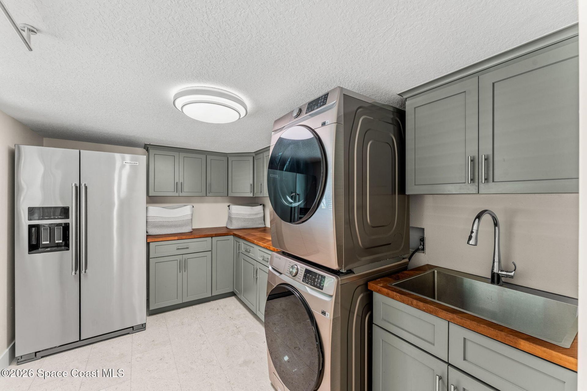 207 Riverside Drive, Melbourne Beach, FL 32951 Photo