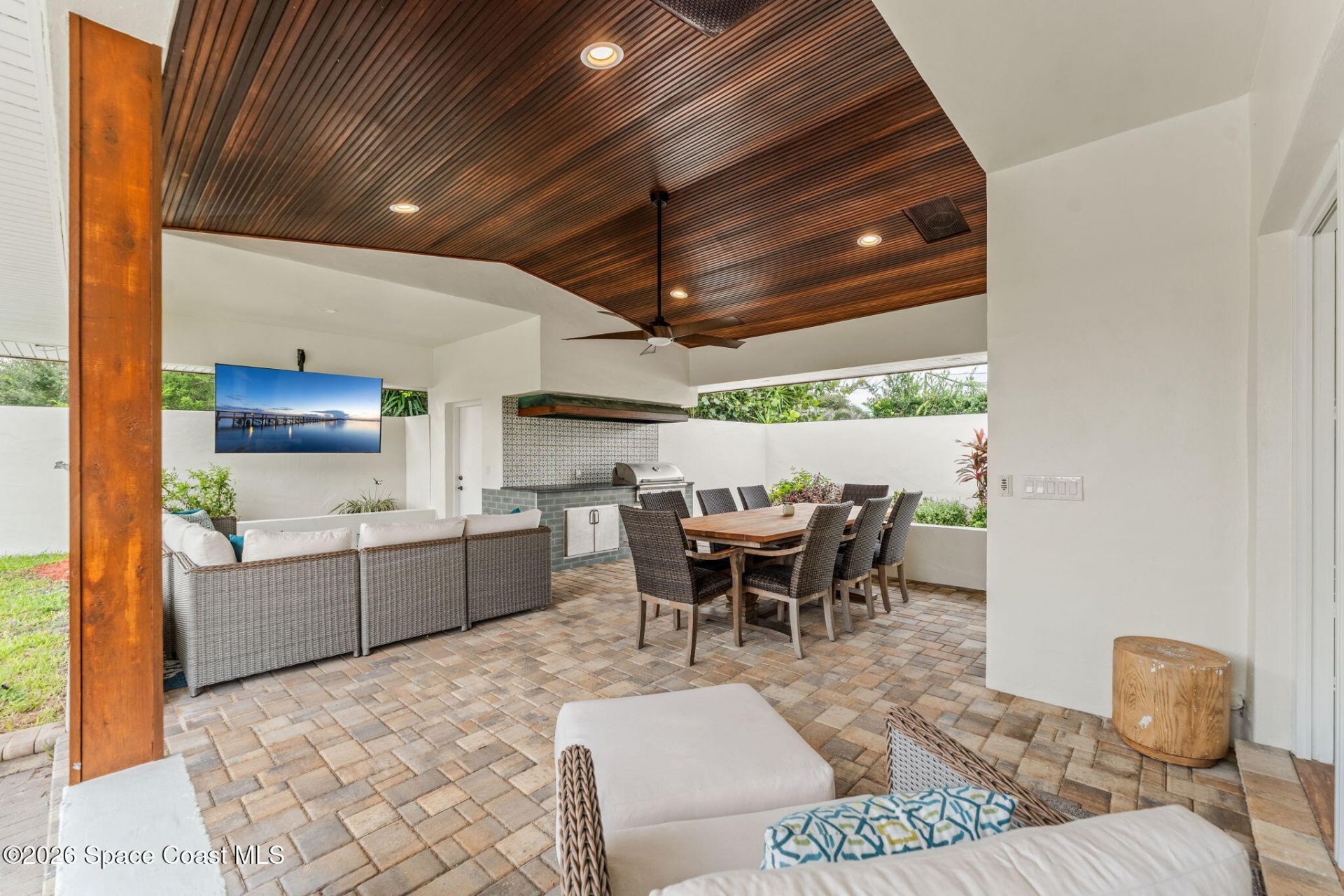 207 Riverside Drive, Melbourne Beach, FL 32951 Photo