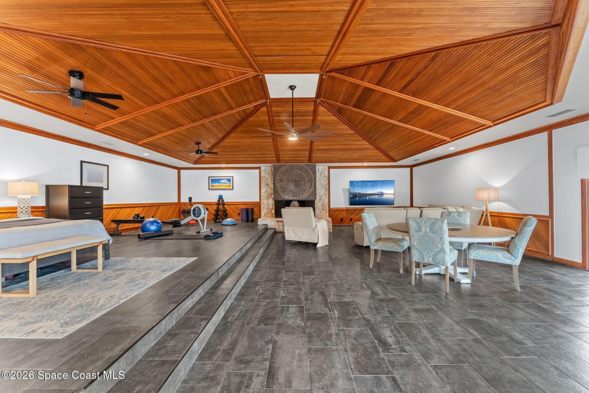207 Riverside Drive, Melbourne Beach, FL 32951 Photo