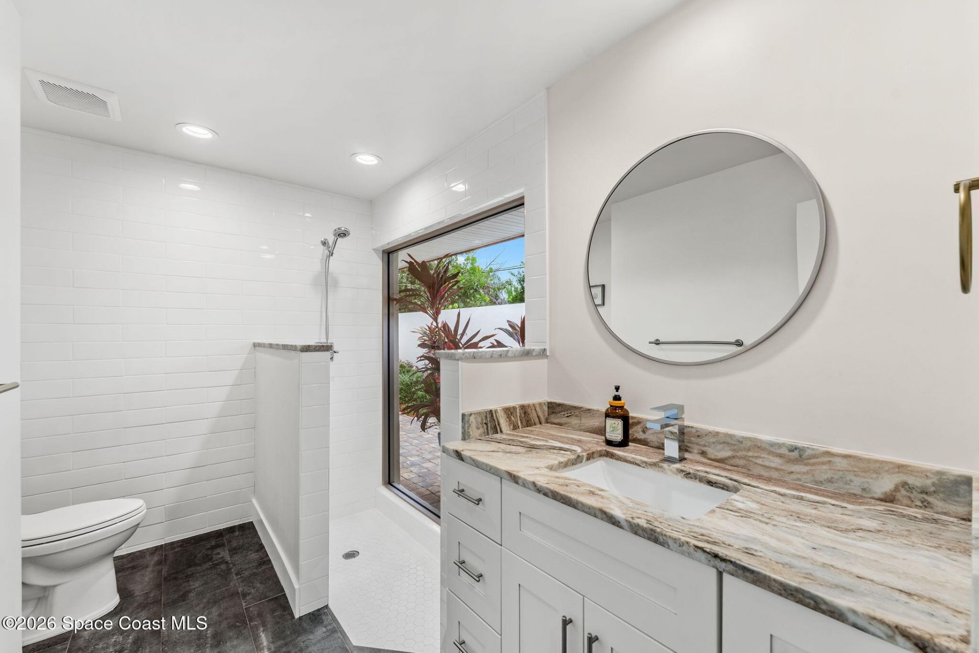 207 Riverside Drive, Melbourne Beach, FL 32951 Photo