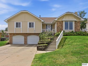 9223 Madison Street, Omaha, NE 68127